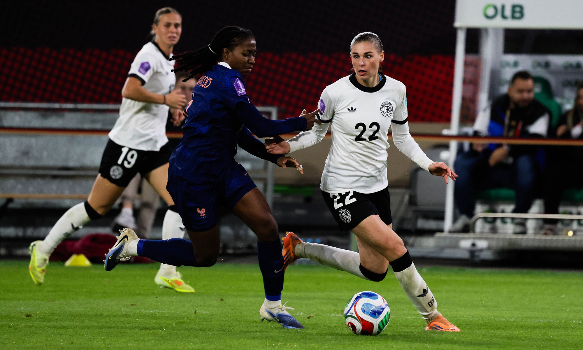 DFB-Frauen gegen Frankreich