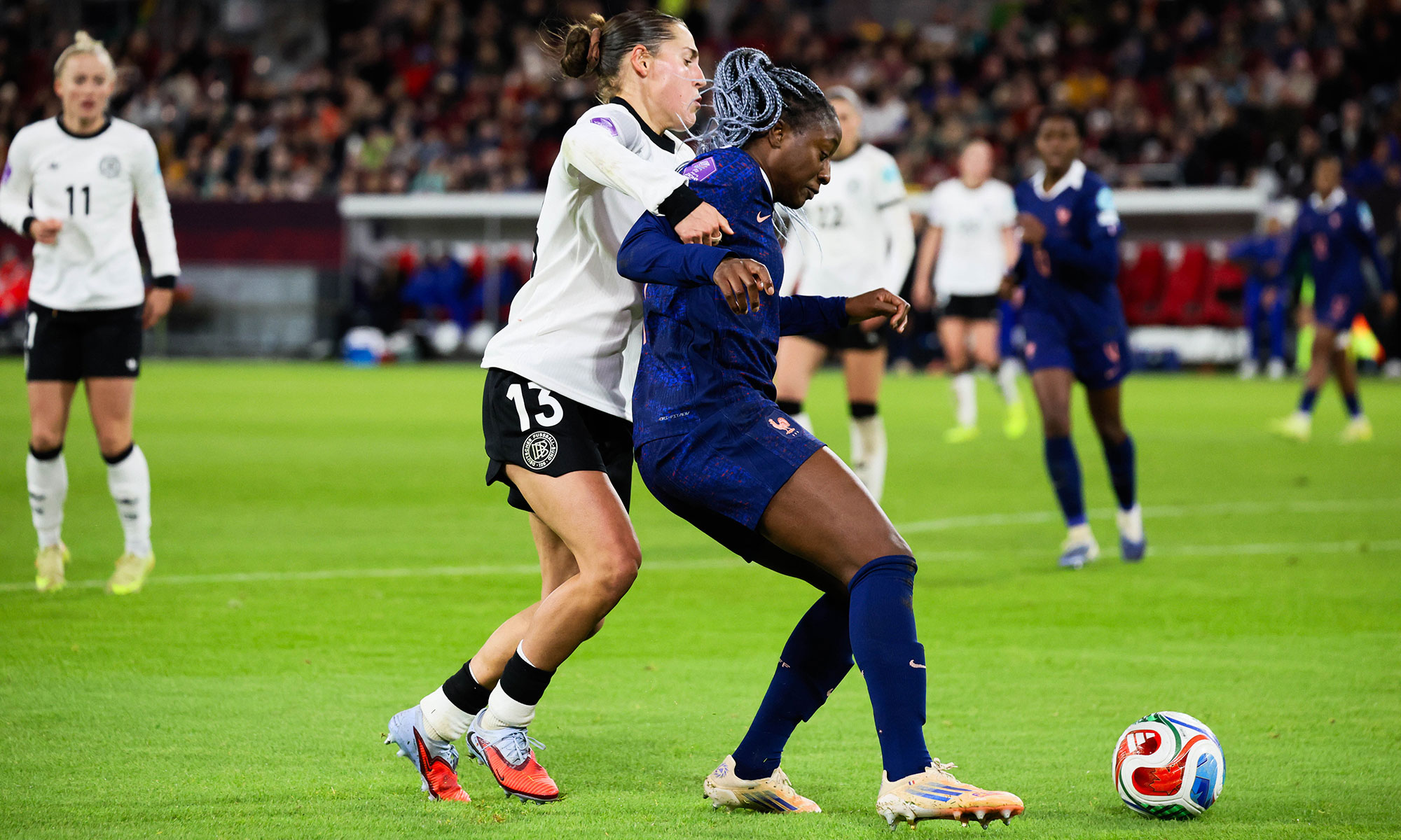 DFB-Frauen gegen Frankreich