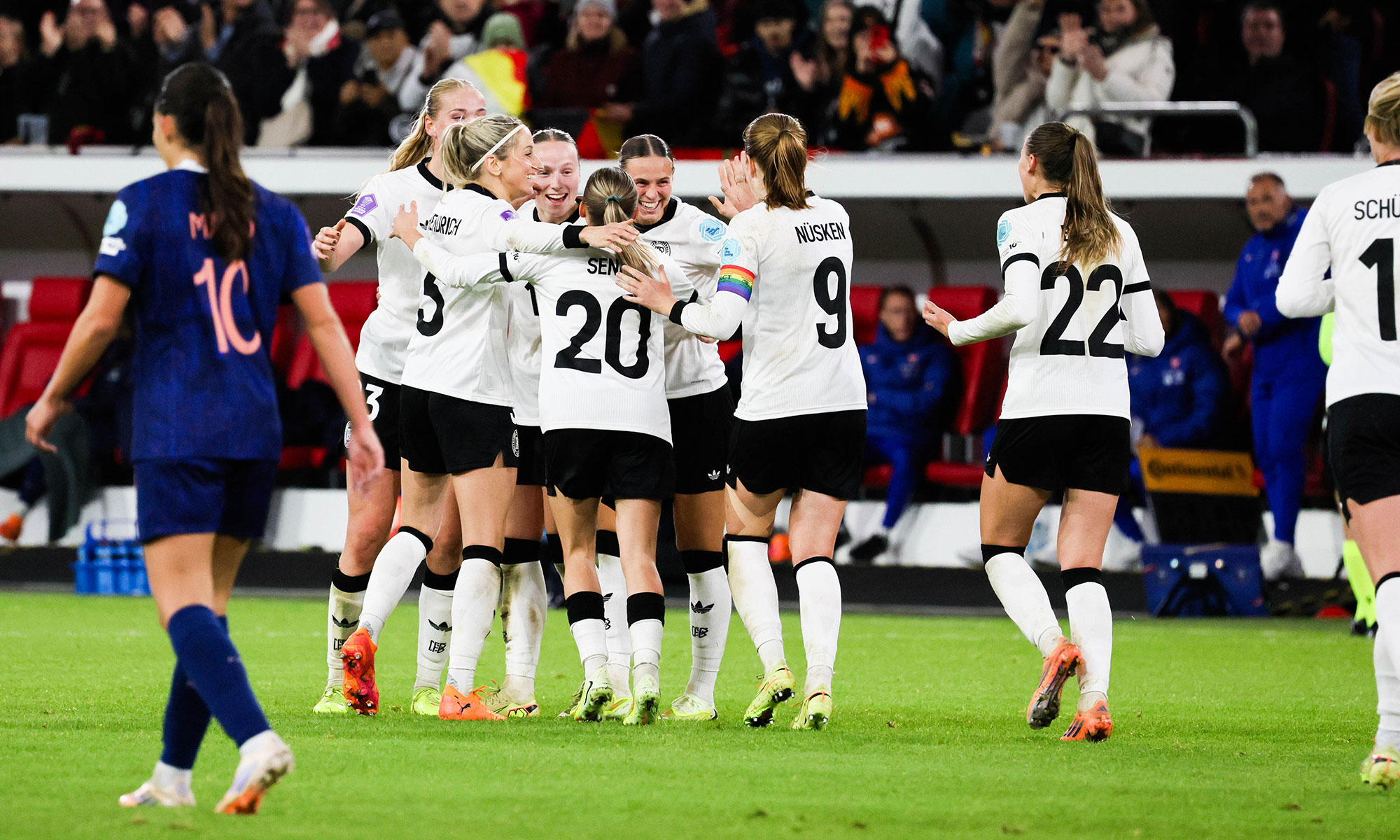 DFB-Frauen gegen Frankreich