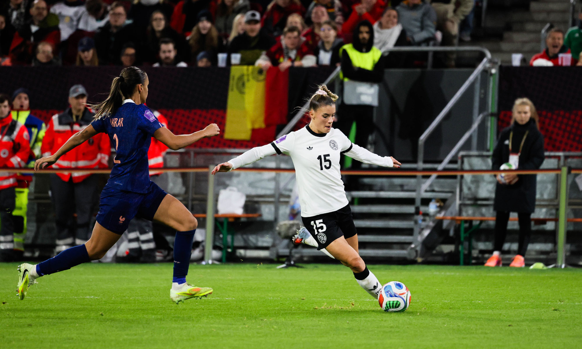 DFB-Frauen gegen Frankreich