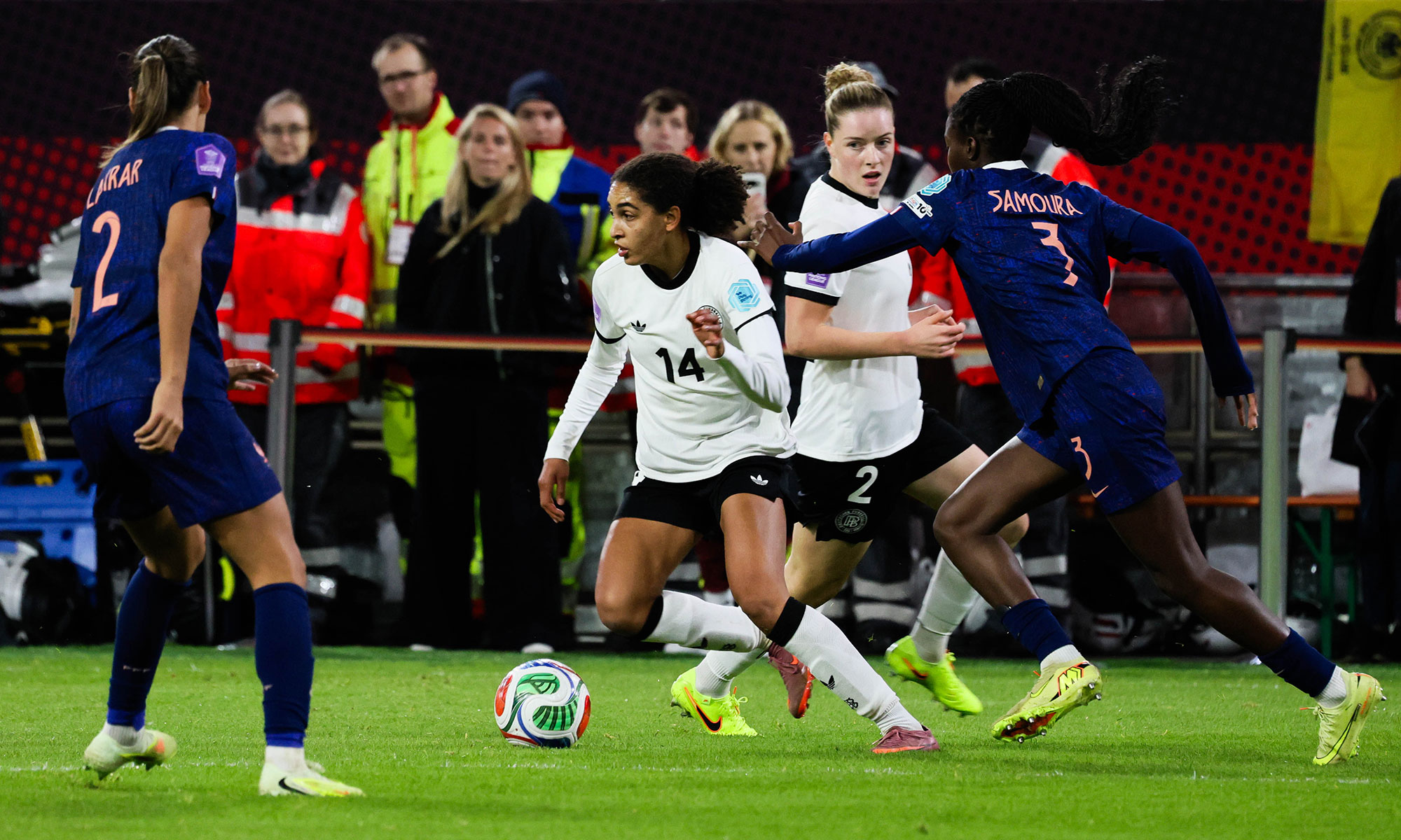 DFB-Frauen gegen Frankreich