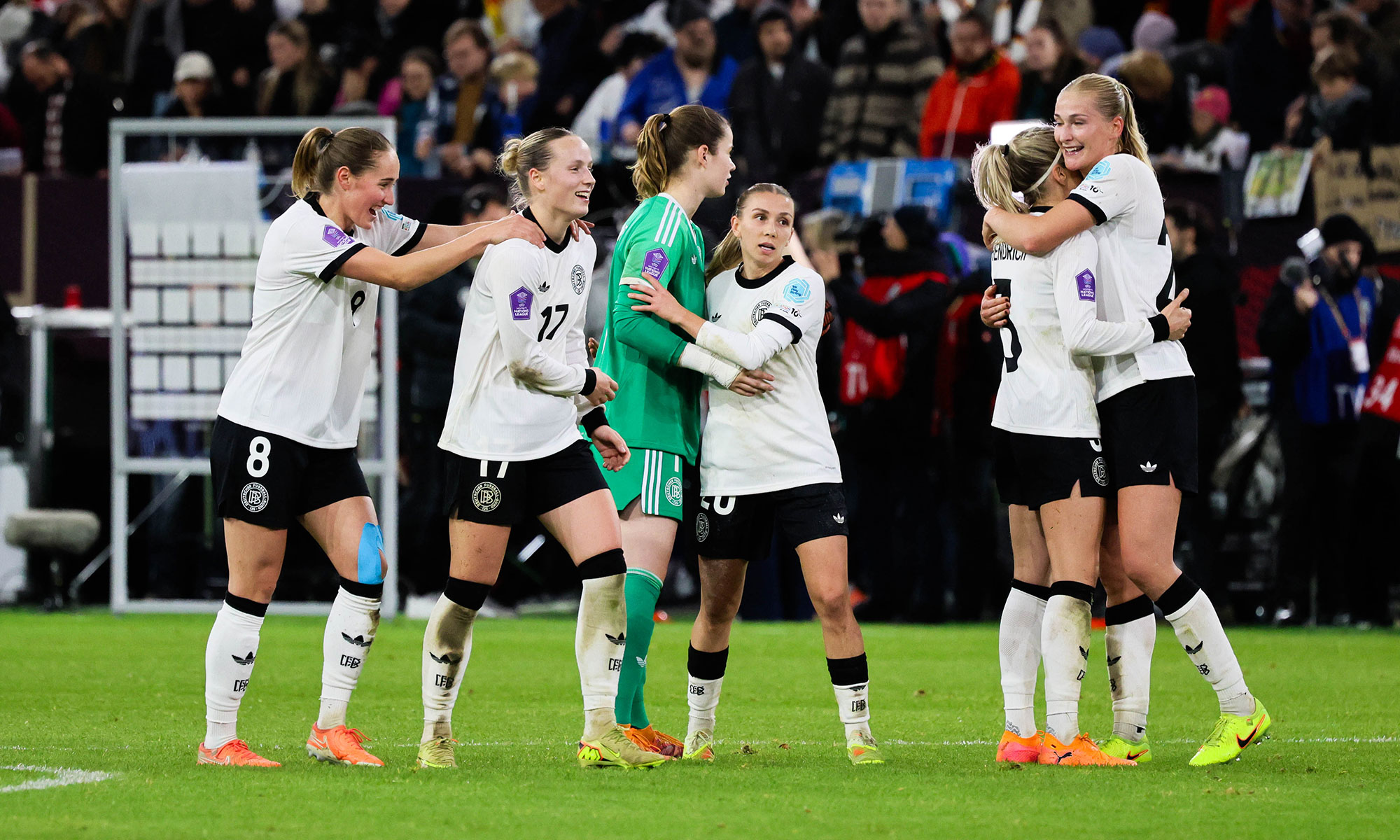 DFB-Frauen gegen Frankreich