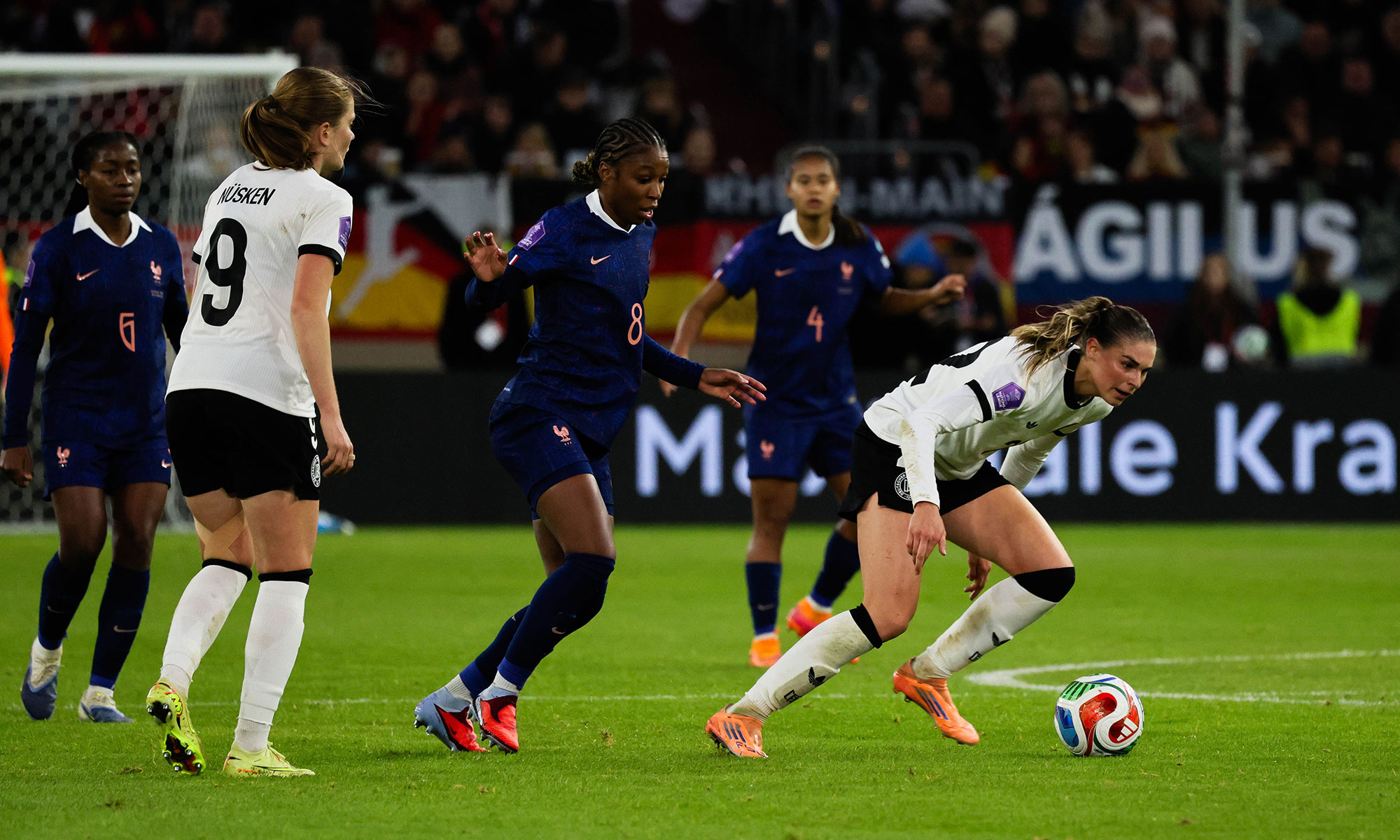 DFB-Frauen gegen Frankreich