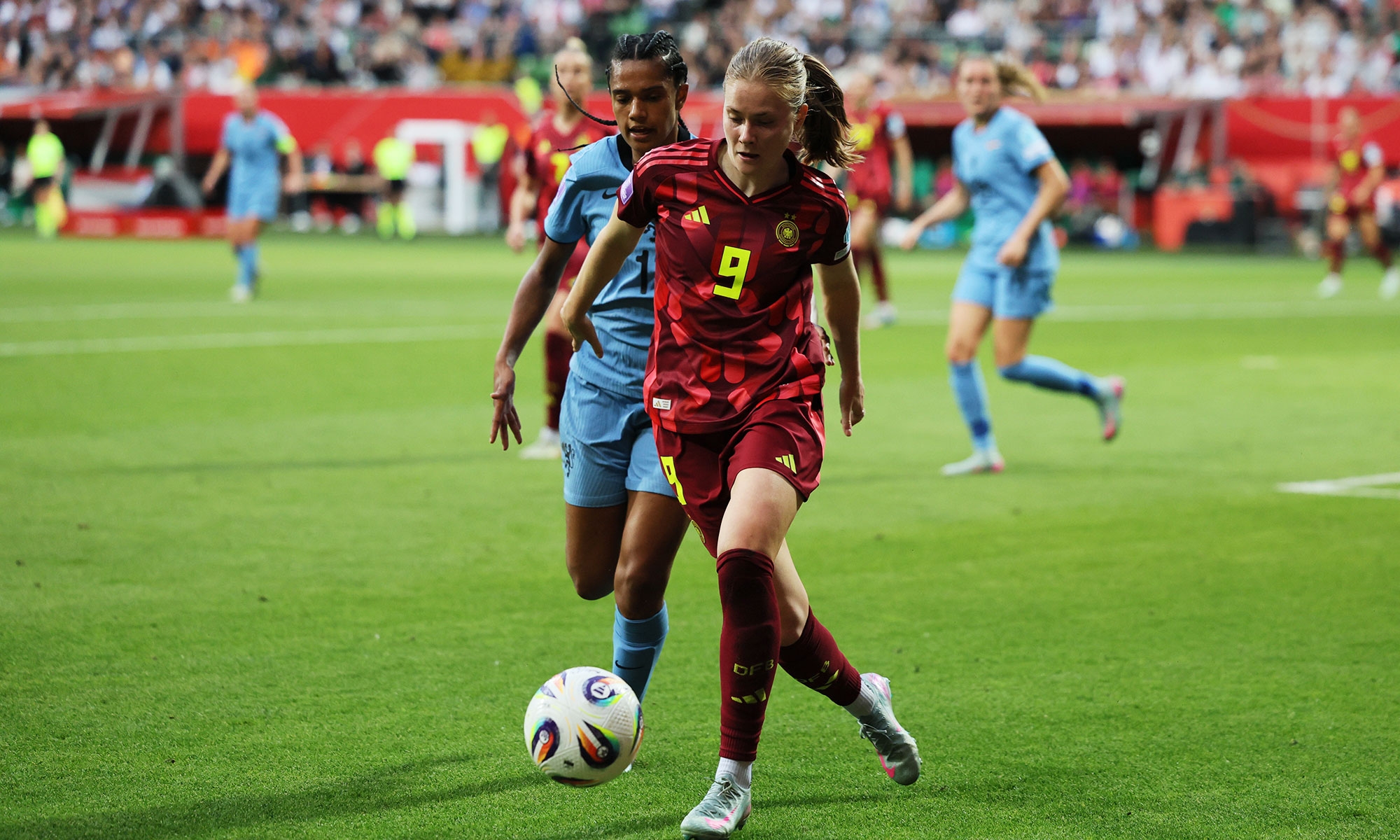 DFB-Frauen gegen die Niederlande
