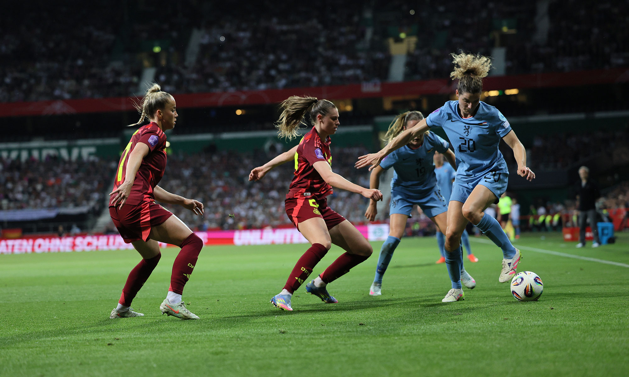 DFB-Frauen gegen die Niederlande