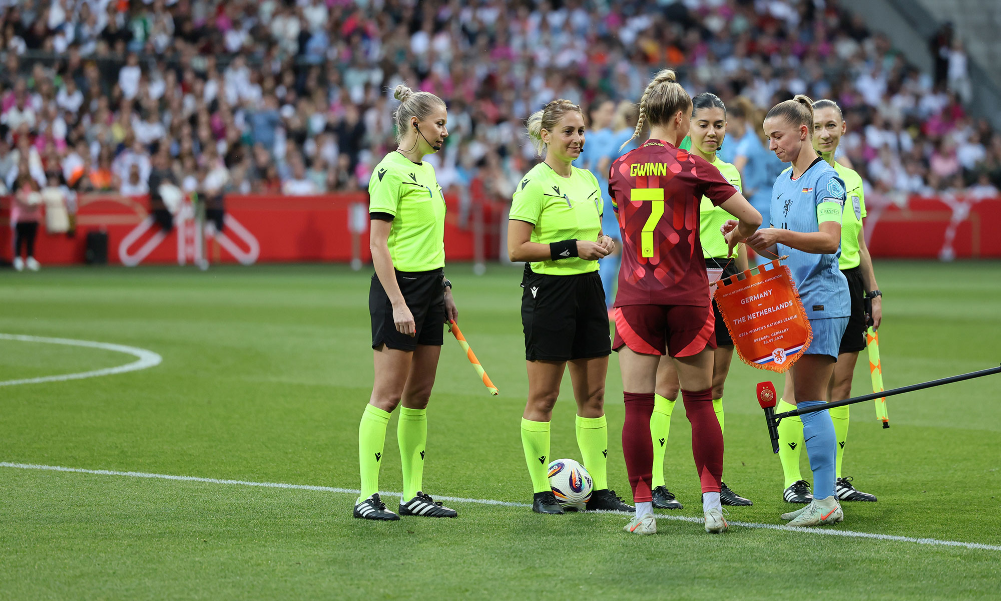DFB-Frauen gegen die Niederlande