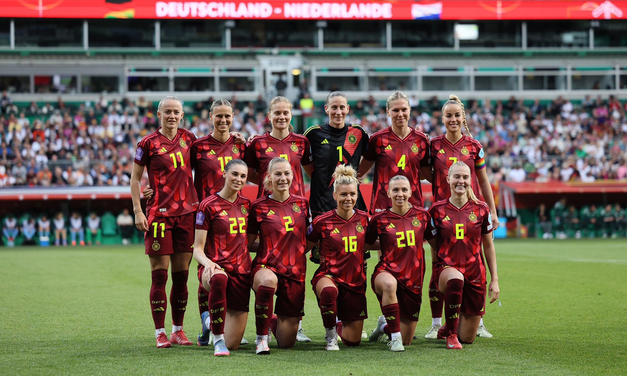 DFB-Frauen gegen die Niederlande