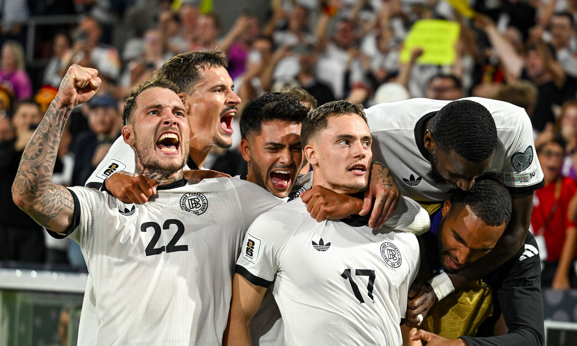 DFB-Team beim Torjubel