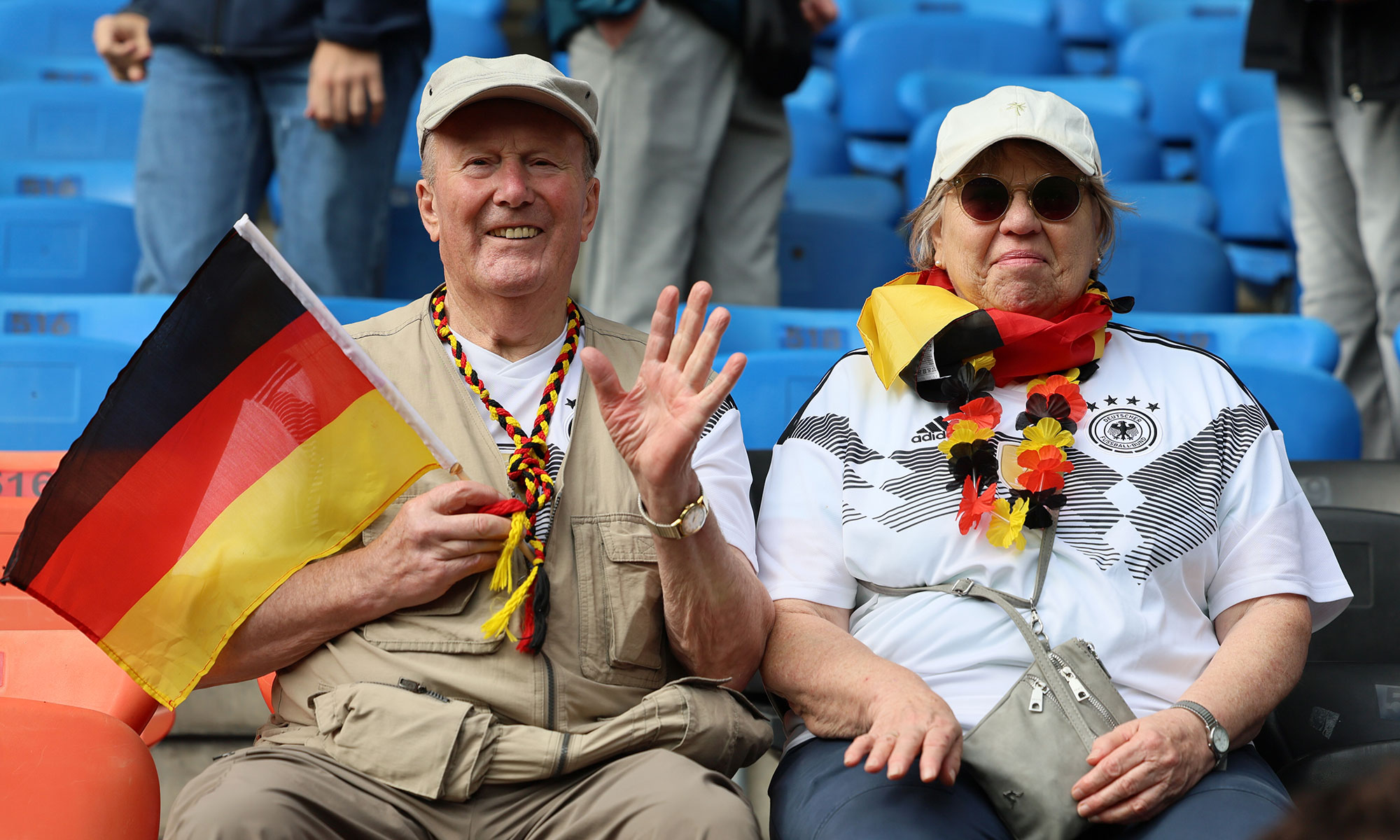 Deutschland-Fans bei der Frauen-EM 2025