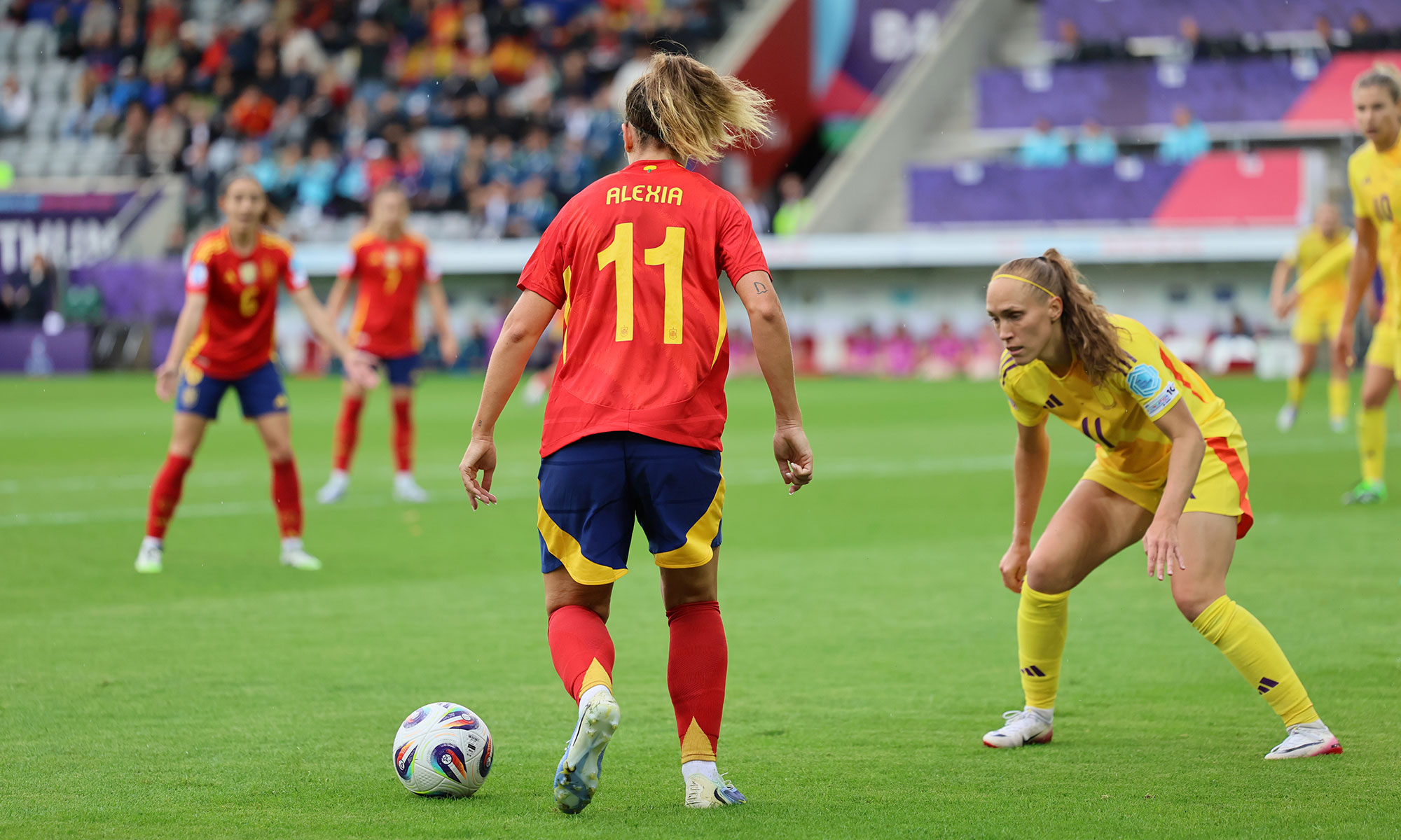 Spanien gegen Belgien bei der Frauen-EM 2025