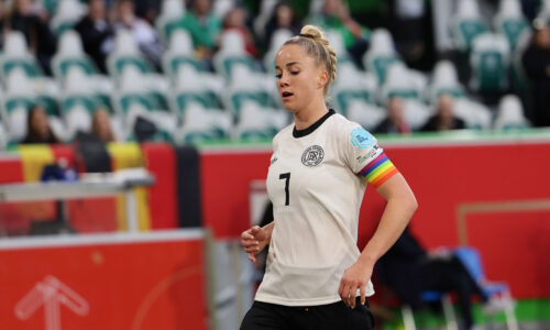 Giulia Gwinn Verletzung: Für Wück ist der EM-Sieg „bitter erkauft“