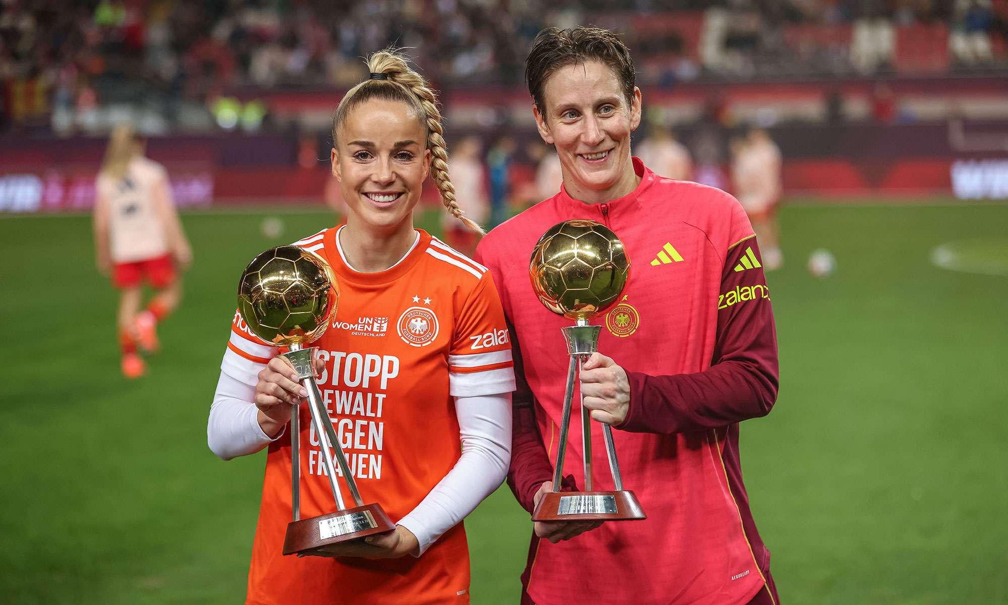 Gwinn und Berger als Fußballerinnen des Jahres ausgezeichnet